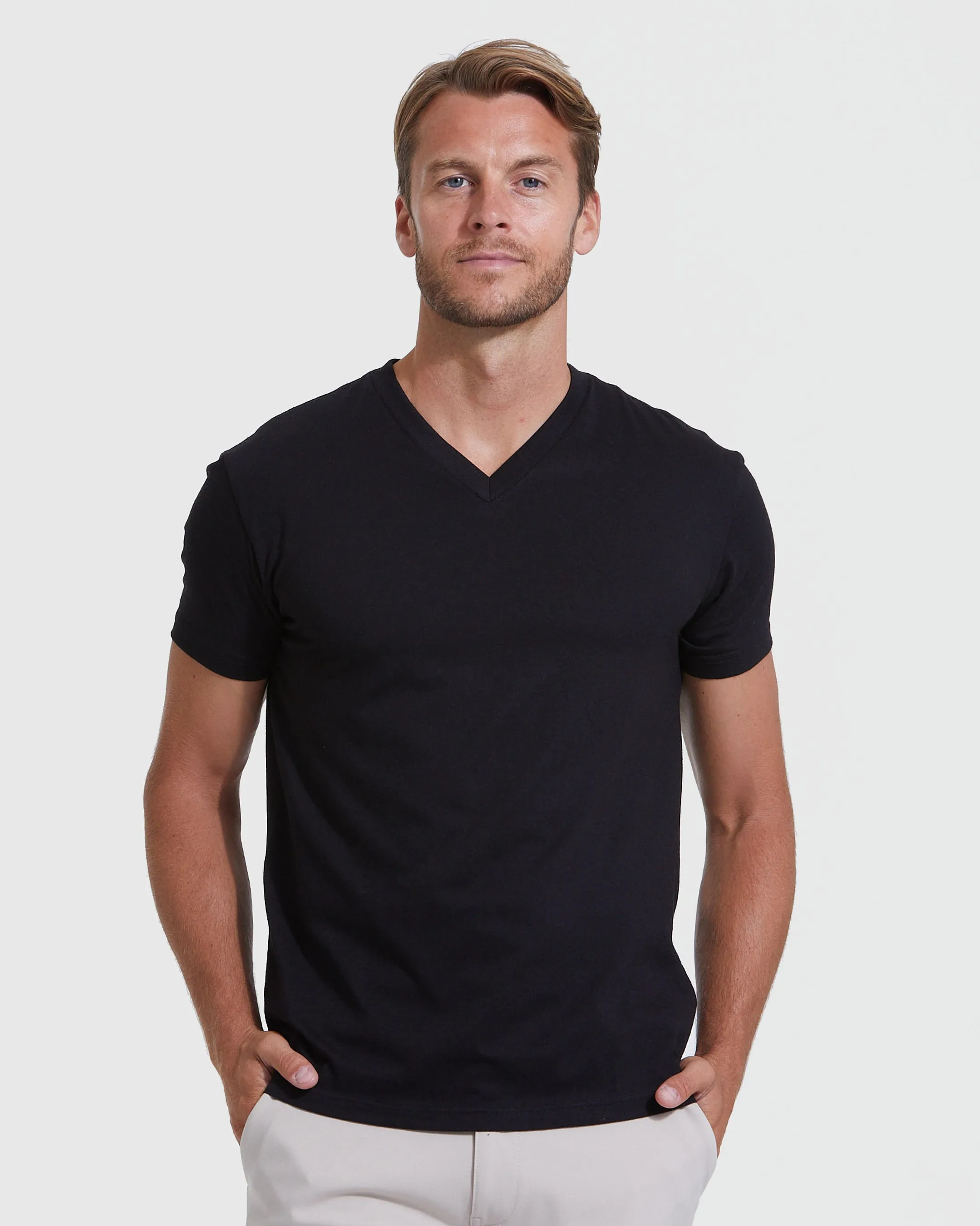 Bold Essentials V-Neck 3 Pack