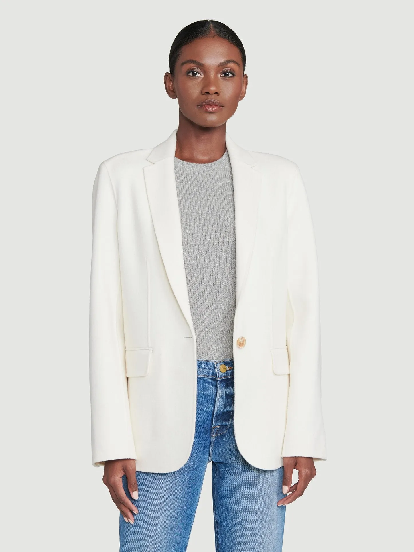 Frame - Boyfriend Blazer in Off White